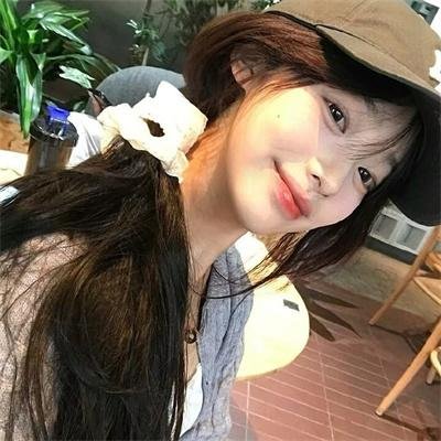 青山不墨